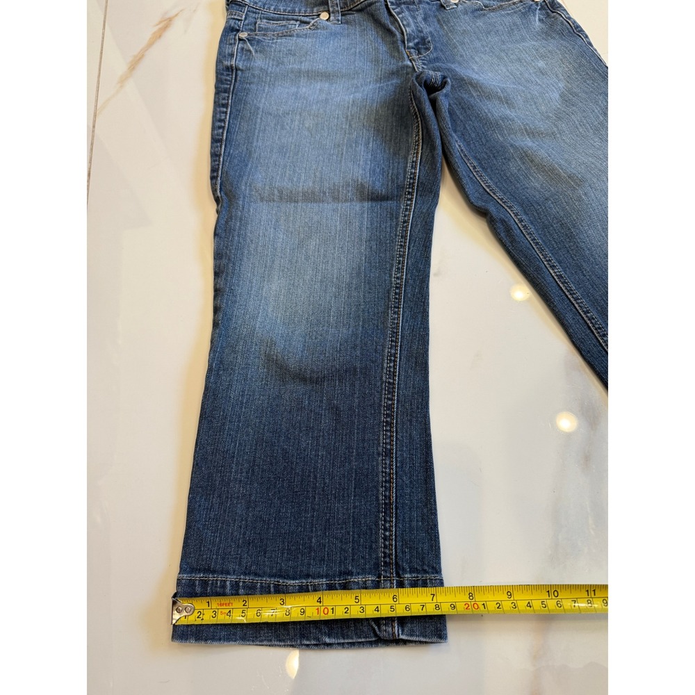 New York & Company Womens Blue Denim Capri Jeans Size 6 Medium Wash Cropped - Picture 4 of 5